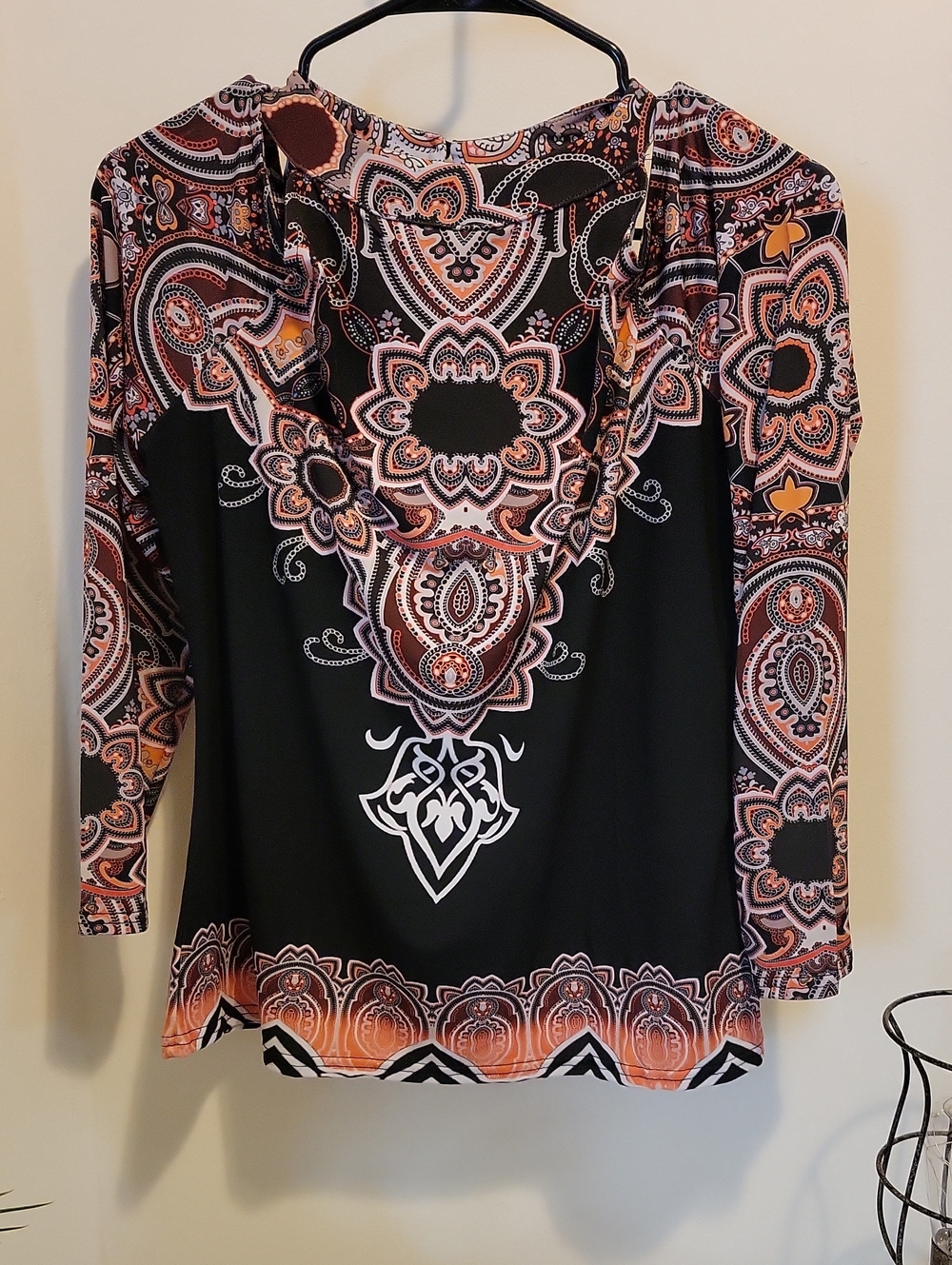 VENUS Black Hooded Long-Sleeve Top with Coral and Cream Paisley